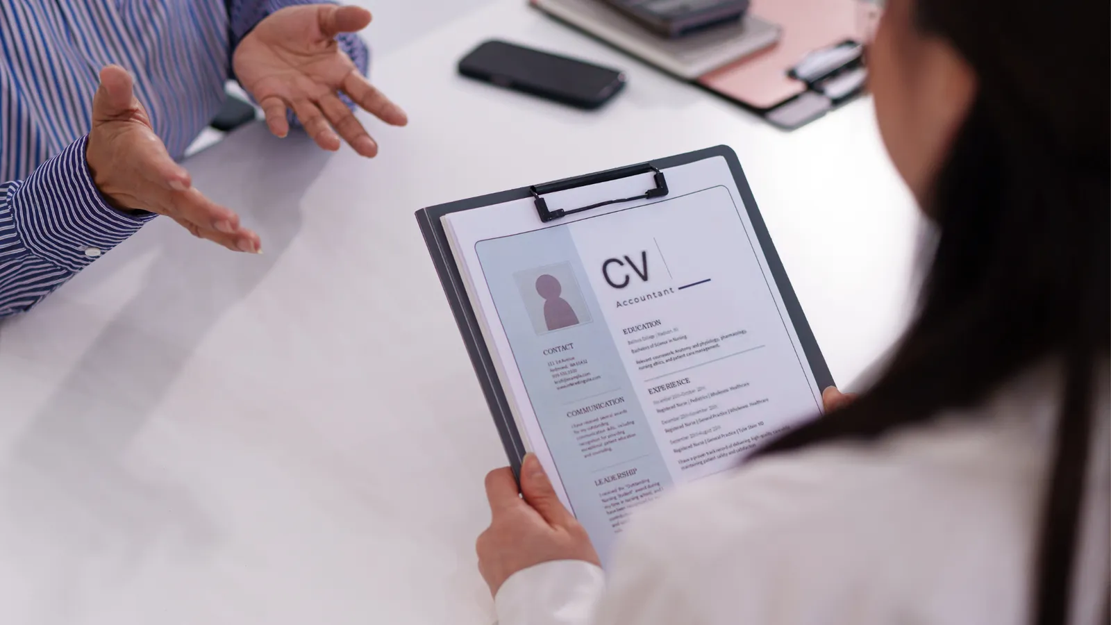 Australia CV Format 2025: What Recruiters Really Want to See