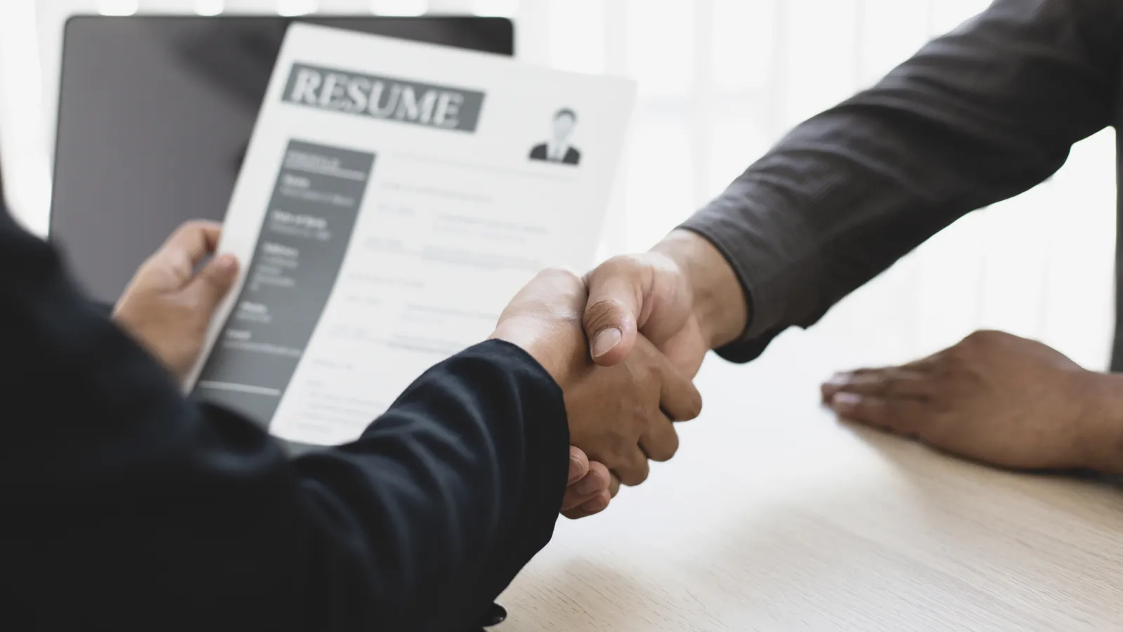 Top 5 Best Paying Jobs in Sri Lanka - Report by DreamShift